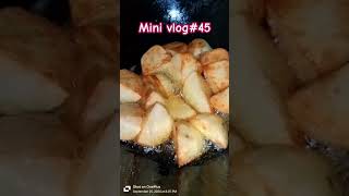 ঠাণ্ডা বতৰ বুলি খাইয়ে দিলো বাপ্পেকে 😋😋😋pallabi kalita mini vloglovemusic song subcribemychannel [upl. by Ernaldus416]