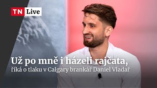 Daniel Vladař chce v Calgary Flames zabojovat o post brankářské jedničky  Na ledě [upl. by Akcirderf]