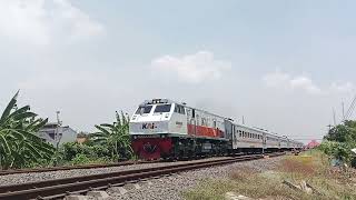 cc203 98 15 dinas ka 404 Dhoho Kertosono  surabaya kota [upl. by Selrahcnhoj]