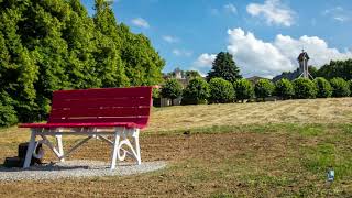 Contemplare il panorama in arrivo a Chiavenna Rocchetta una nuova Big Bench [upl. by Minor]