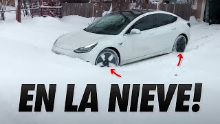 Tesla Model 3 en la nieve cómo se comporta sin cadenas ni ruedas de invierno y frio extremo [upl. by Winnifred733]