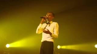 Moules Frites  Stromae  Zenith de Toulouse  290414 HD [upl. by Arratal]