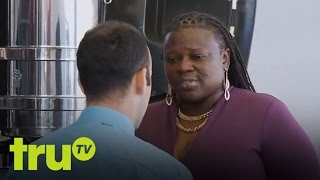 South Beach Tow  Bernice Goes Glam And Flirts Hard [upl. by Cul]