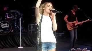 HD Danielle Bradbery UNBELIEVABLE quotSet Fire to the Rainquot [upl. by Hull398]