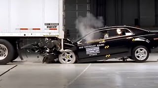 2010 Chevrolet Malibu fulloverlap IIHS crash test into a Wabash trailer [upl. by Assilem98]