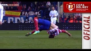 Escalofriante caída de Manquillo tras la falta de Ronaldo Copa del Rey [upl. by Ezarras95]