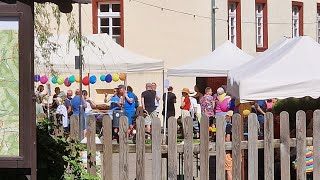 Hilchenbach III Weg Neonazis hocken auf ihrem Grundstück Gegenprotest drumrum hil1008 [upl. by Ally242]