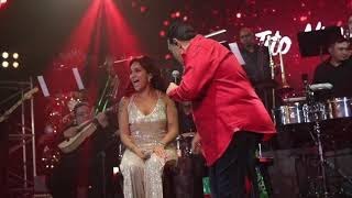 Tito Nieves amp Daniela Darcourt  De Mí Enamórate En Vivo [upl. by Ainesey]