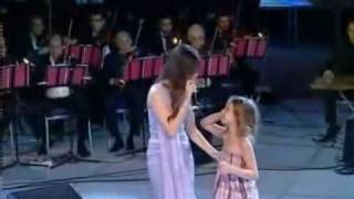 Nancy Ajram Northern Coast Concert 2009 Law Sa2ltak Enta Masri [upl. by Cinomod13]