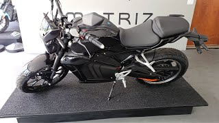 Moto elétrica U5K motrizChega a 140150 km com abs nas duas rodas [upl. by Lisle84]