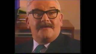 Walkers Crisps Advert with Ronnie Barker OLD Adverts 198 [upl. by Aillil]