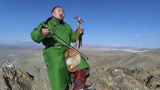 Chinggis khaanii Magtaal  Batzorig Vaanchig [upl. by Nywroc]