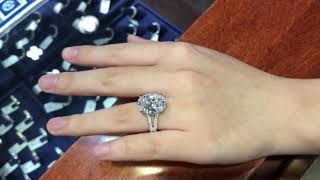 What does a 10 carat oval diamond look like on the hand or finger [upl. by Burch]