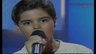 Abraham Mateo 9 años canta ante Shaila Dúrcal  COMO TU MUJER  Rocío Dúrcal [upl. by Akcimehs821]