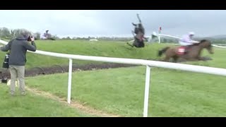 Horse Racing Death 28  Youcannotbeserious at Punchestown Racecourse [upl. by Ahseinet]