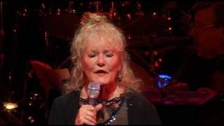 Petula Clark  La nuit nen finit plus Live Olympia [upl. by Isdnyl409]