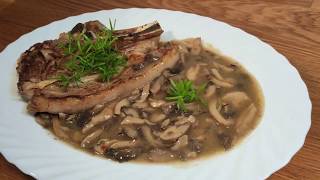 CÔTELETTES DE VEAU AUX CHAMPIGNONS CUISINE MALIYA طريقة ممتازة لتحضيرالستيك اللحم وصوص الفطر [upl. by Twyla]