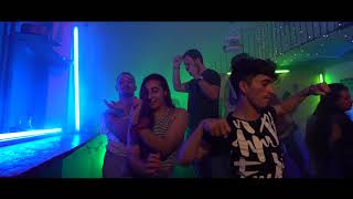 Lucas Sugo ft Nestor Valsi  Ella me seduce Video Oficial [upl. by Eniamerej431]