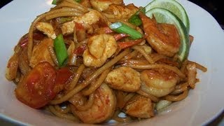 Singapore Street Noodles  A PF Changs Copycat [upl. by Yzeerb]