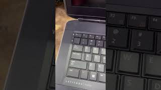 Dell latitude e5430 battery light blinking what’s problem [upl. by Halehs]