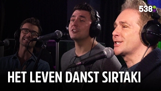 KLUBBB3  Het Leven Danst Sirtaki  Live bij Evers Staat Op [upl. by Broeker]