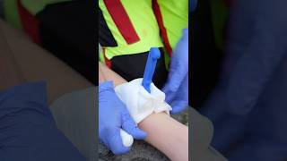 First Aid for an Impaled Knife Wound 🔪🩸 ambulance paramedic emergency hospital firstaid [upl. by Randene]