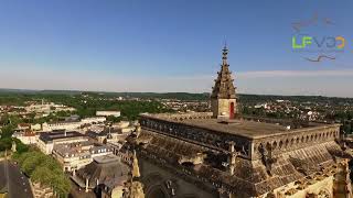 Cathédrale de Soissons dans lAisne vue du drone [upl. by Esaj786]