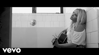 Miranda Lambert  Tin Man Unplugged [upl. by Lesko]