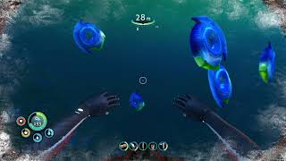 You die of cold if you stand still in the water  Subnautica Below Zero [upl. by Callista]