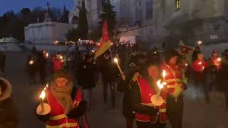 Retraites  300 participants à la descente des flambeaux à Avignon [upl. by Odell]