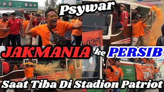 Momen Kedatangan Jakmania Di Stadion Patriot  Langsung Psywar Persib [upl. by Carisa]