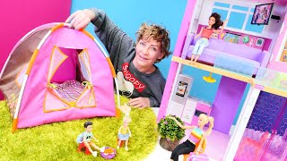 Barbie und ihre Kinder in Nicoles Hotel Das Zelt Spielspaß mit Barbie Puppen Video auf Deutsch [upl. by Eissert823]