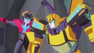 Autobots VS Decepticons  Bumblebee Cyberverse Adventure  Transformers Official [upl. by Gillmore]