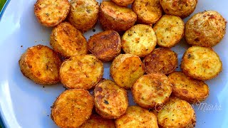 Roasted Potatoes  How To Make Crispy Roasted Potatoes In The Air Fryer [upl. by Tanya]