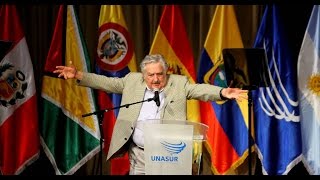 Mujica  Mejor discurso [upl. by Adnirb]