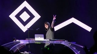 The Amazing Porter Robinson  SMF 2015 [upl. by Eindys]