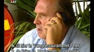 Peter R de Vries 2003 afl 13 30 okt Oplichters ontmakerd nl gesproken [upl. by Adnov]