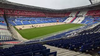 Le changement de la pelouse du Groupama Stadium Timelapse [upl. by Lyrehs]