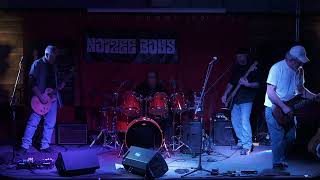 Noizee Boys cover Johnny B Goode [upl. by Risteau]