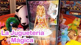 LA JUGUETERIA Episodio 1 BARBIE cobra VIDA en Juguetería HAMLEYS  Historias Fantásticas [upl. by Enialem]