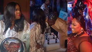 SEE HOW TOYIN ABRAHAM KISS NIYI JOHNSON IN PRESENCE OF SEYI EDU [upl. by Anilosi]