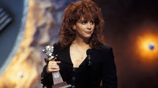 ACM Rewind ⏪ Reba McEntire  ACM Entertainer of the Year 1994 [upl. by Cranston]