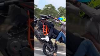 KTM 380 are mai wo player hai sir ktm 250  Bike stunt apro ktmbikes [upl. by Shirline]