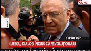 Iliescu DIALOG APRINS cu revoluţionarii [upl. by Adnola]