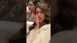 Mrunal Thakur Cute Expressionsmrunalthakurmrunal familystatusvijaydevarakonda cuteheroineviral [upl. by Etnasa]