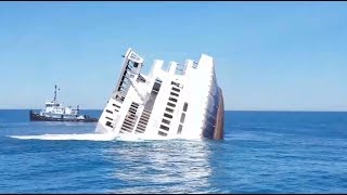 Sinking MV Twin Capes  Cape May Ferry [upl. by Ettelohcin]