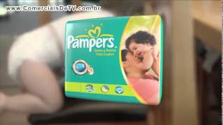 Pampers  Desafio do dia Pampers  Escalada de cadeiras  Comercial de TV [upl. by Araik]