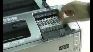 Changer vos cartouches sur EPSON Photo R2400 [upl. by Robinett]