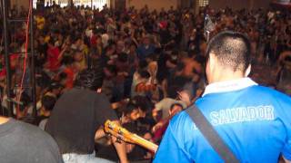 Adhesivo Punk quotHoy En Diaquot en vivo [upl. by Happy]