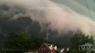 07302024 Macomb Illinois  Beautiful shelf cloud moving in fast [upl. by Imot796]